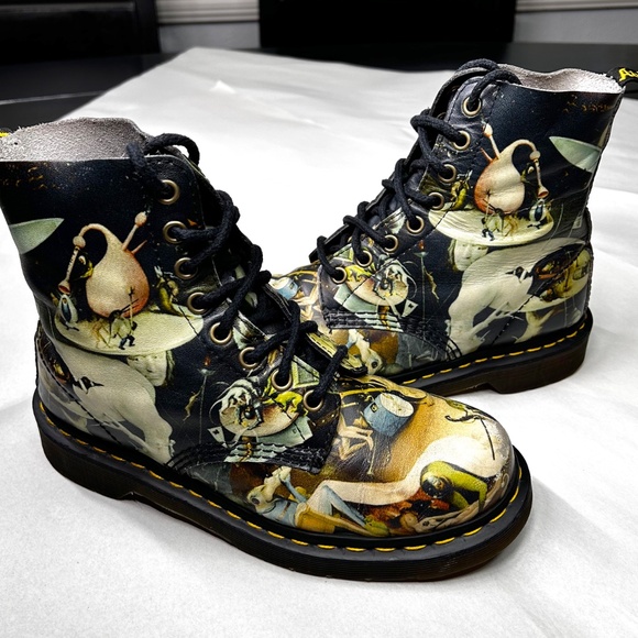 Dr. Martens Hieronymus Bosch' "Garden of Earthly Delights" Hell Boots, Size US 7 - Picture 1 of 10